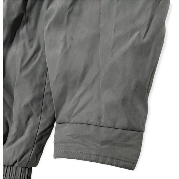 Mercedes Benz Jacket - Picture 7 of 11